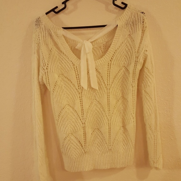 LC Ivory sweater - Picture 2 of 3